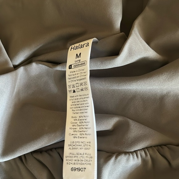 🆕 Halara Super High Waisted Back Pocket & Side Pocket Yoga Shorts Size M - Picture 7 of 7